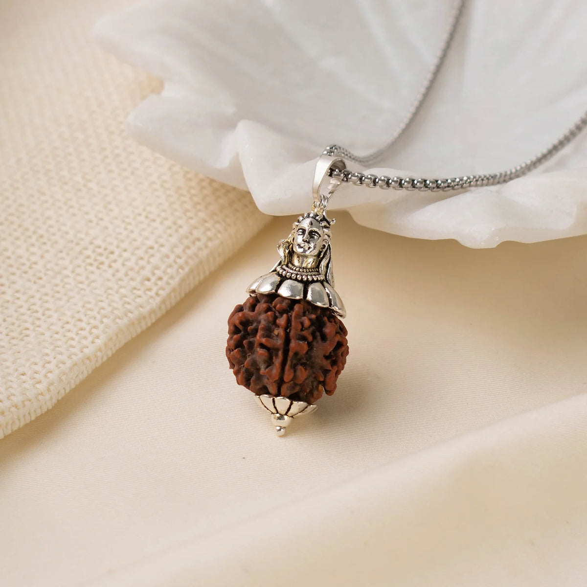Adiyogi Shiv 7 Mukhi Rudraksha Pendant | VastuKosha by Acharya Anuj