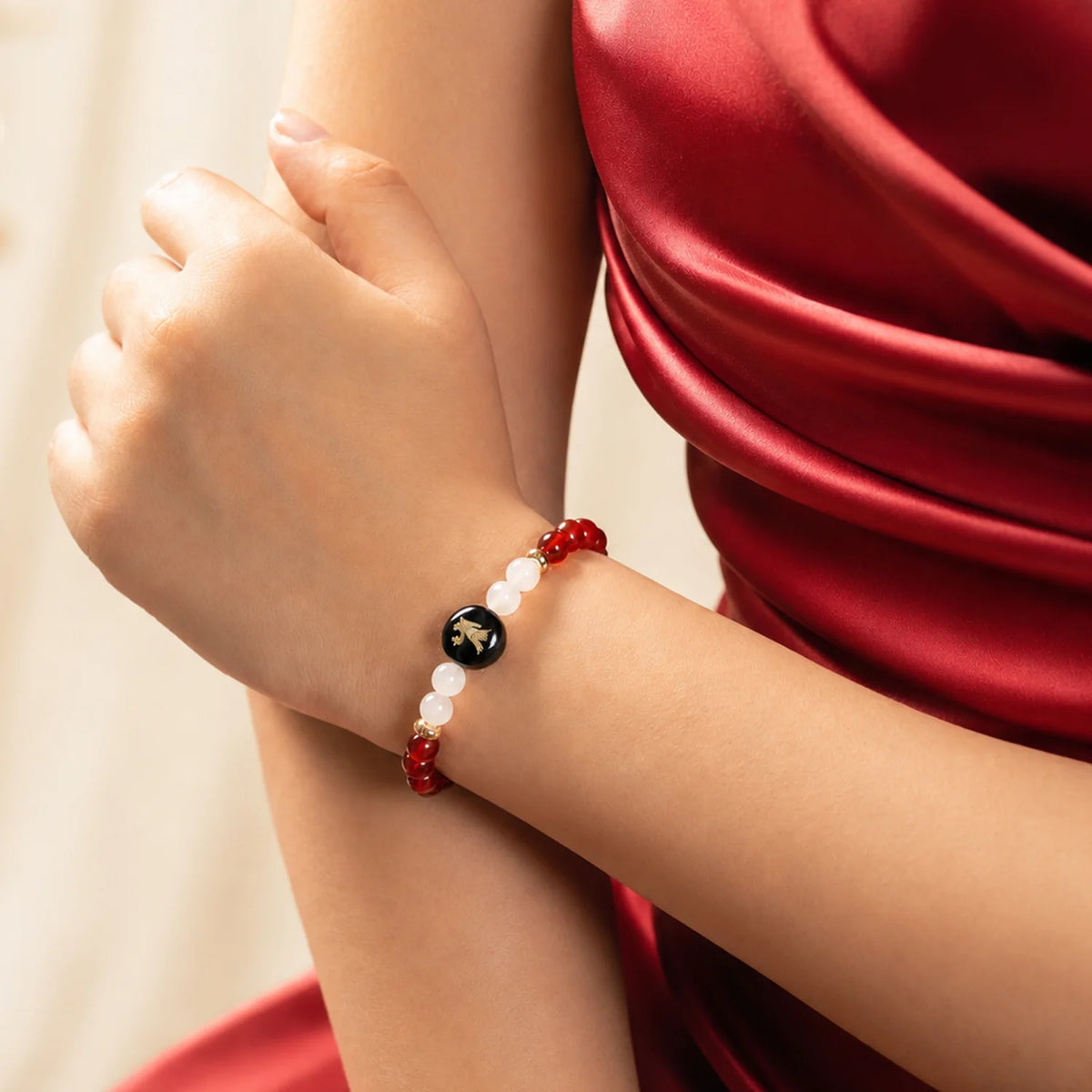 Virgo (‡§ï‡§®‡•ç‡§Ø‡§æ ‡§∞‡§æ‡§∂‡§ø) Zodiac Carnelian & Milky Quartz Bracelet for Women  | VastuKosha by Acharya Anuj