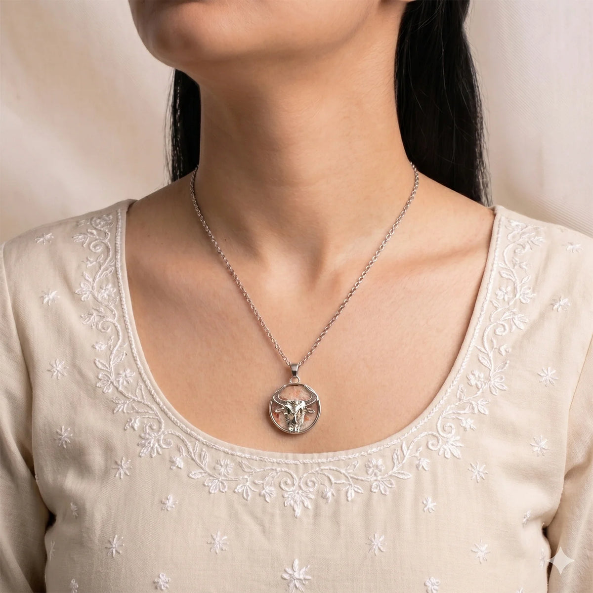 Unisex Taurus Pendant (‡§µ‡•É‡§∑‡§≠ ‡§∞‡§æ‡§∂‡§ø) with Sunstone | VastuKosha by Acharya Anuj